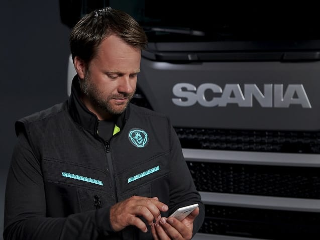 Scania propose un gilet sécurité pour les routiers 